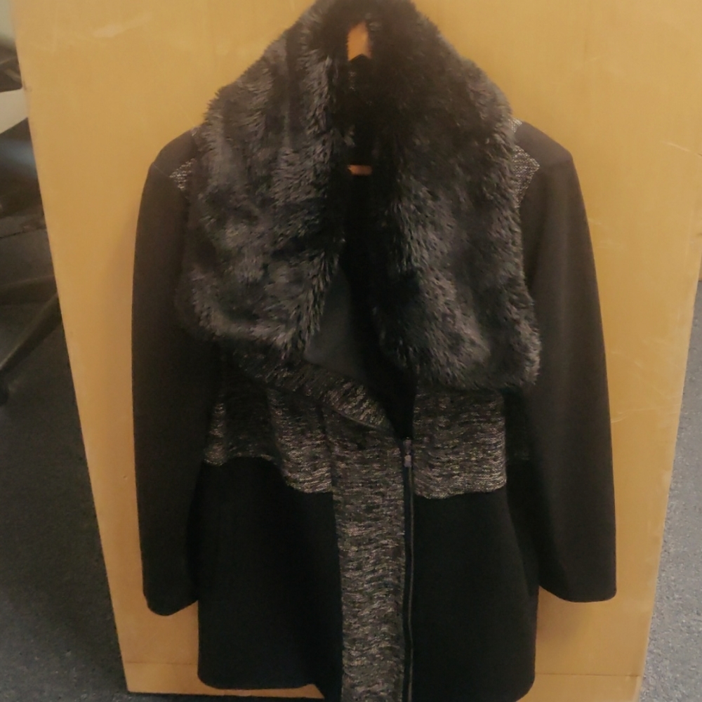 Chicos Faux-Fur Collar Coat